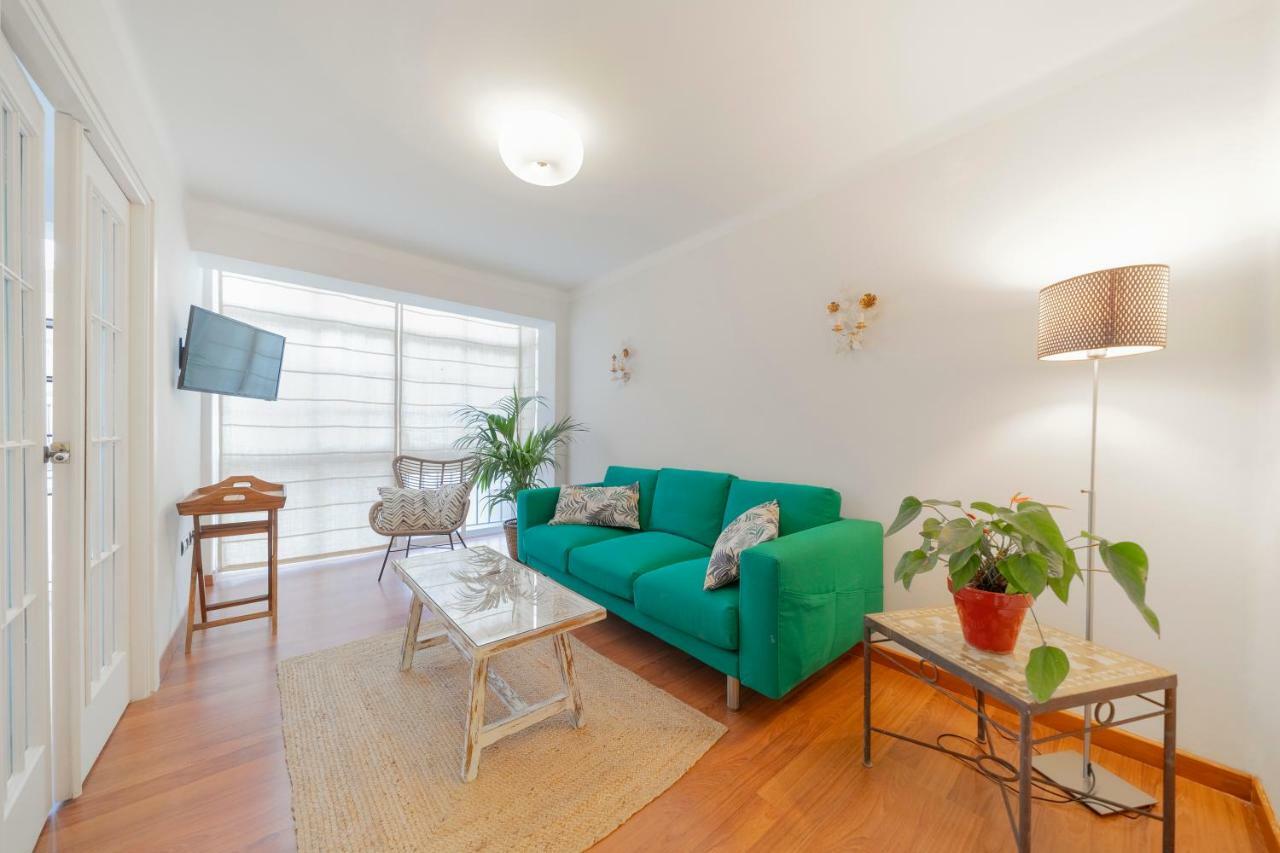 Apartamento En El Centro De Нерха Экстерьер фото